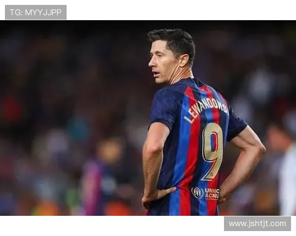 罗伯特莱万多夫斯基领衔波兰足球崛起再现绿茵传奇辉煌篇章